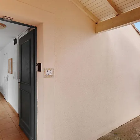 Le Petit Maison Hébergement de vacances